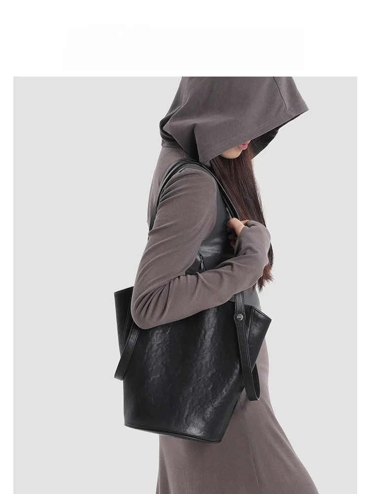 

Koi Genuine Leather Buet Bag Women's Handbag Trendy oulder Bag Soft Handle Vertical Square ape Pure Color Spring 2025