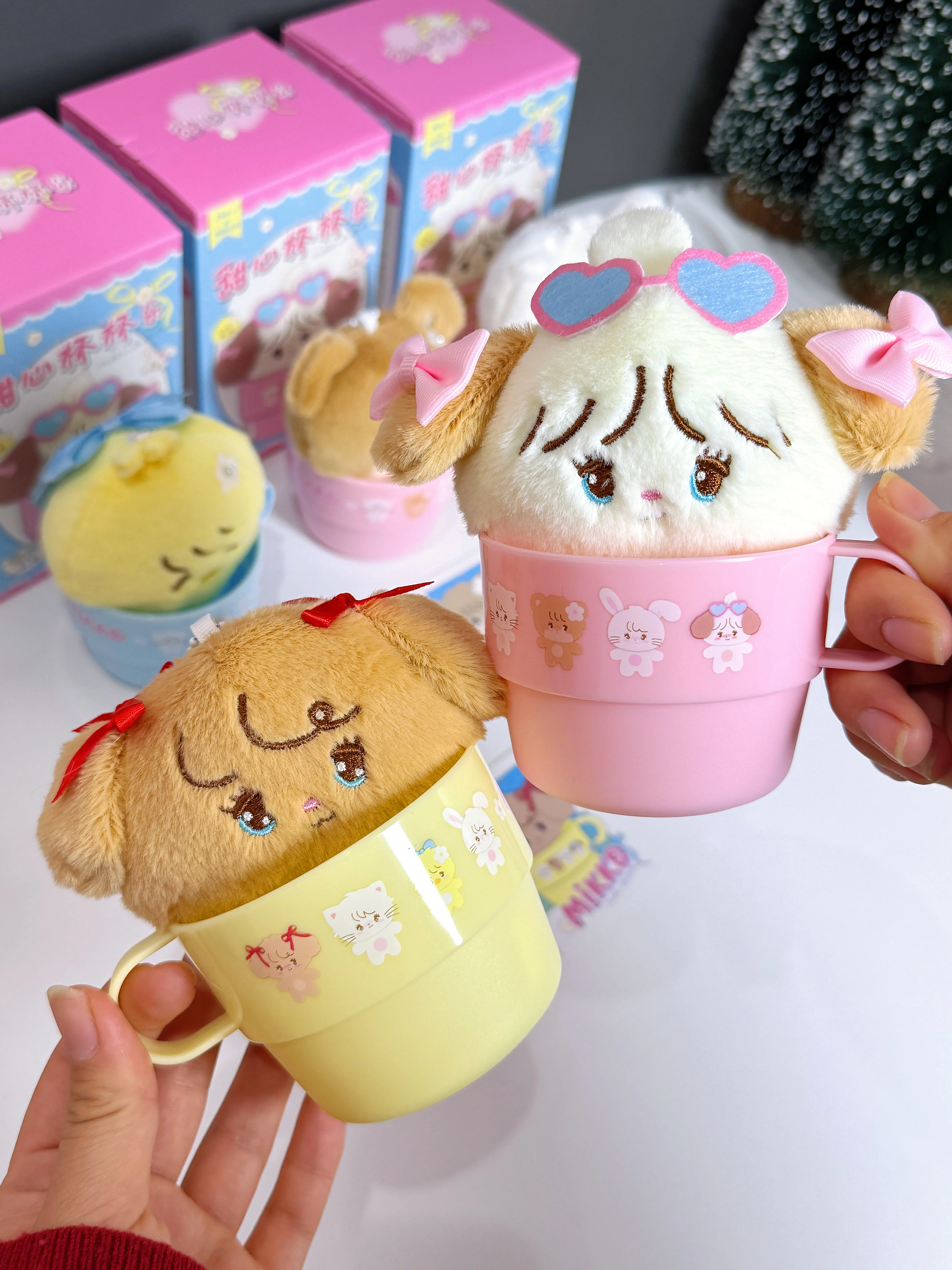 

Коллекционная фигурка Mikko Cup Doll Series: милый кавайный персонаж в закрытой упаковке, трендовая игрушка, декор для рабочего стола, подарок на день рождения для девочек