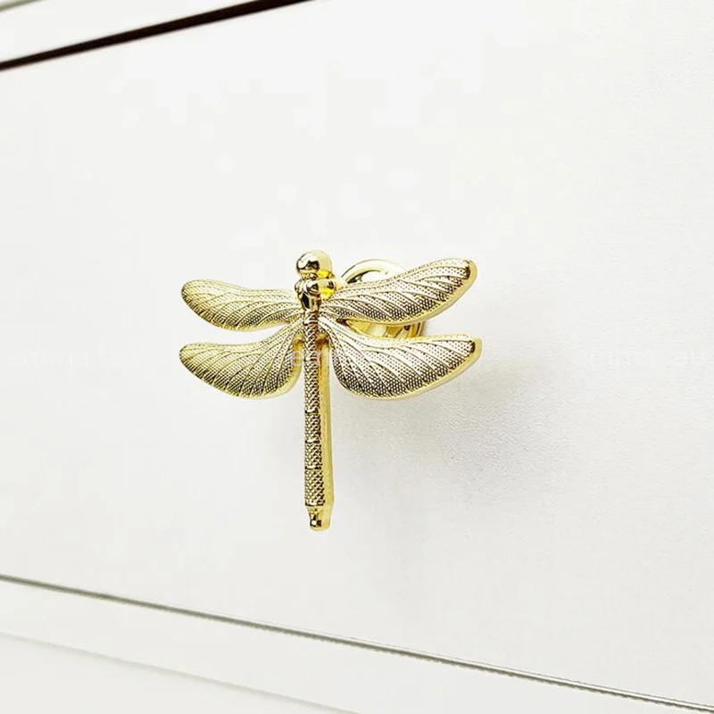 New 50Pcs/Lot Dragonfly Shape Knob and Handle Solid Zinc Alloy Single Hole Cabinet Drawer Handles Cupboard Furniture Pulls