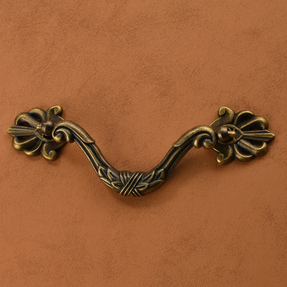 4pc Ancient cabinet door handle Furniture hardware. Cabinet door with four holes. The distance between the long holes is 111mm