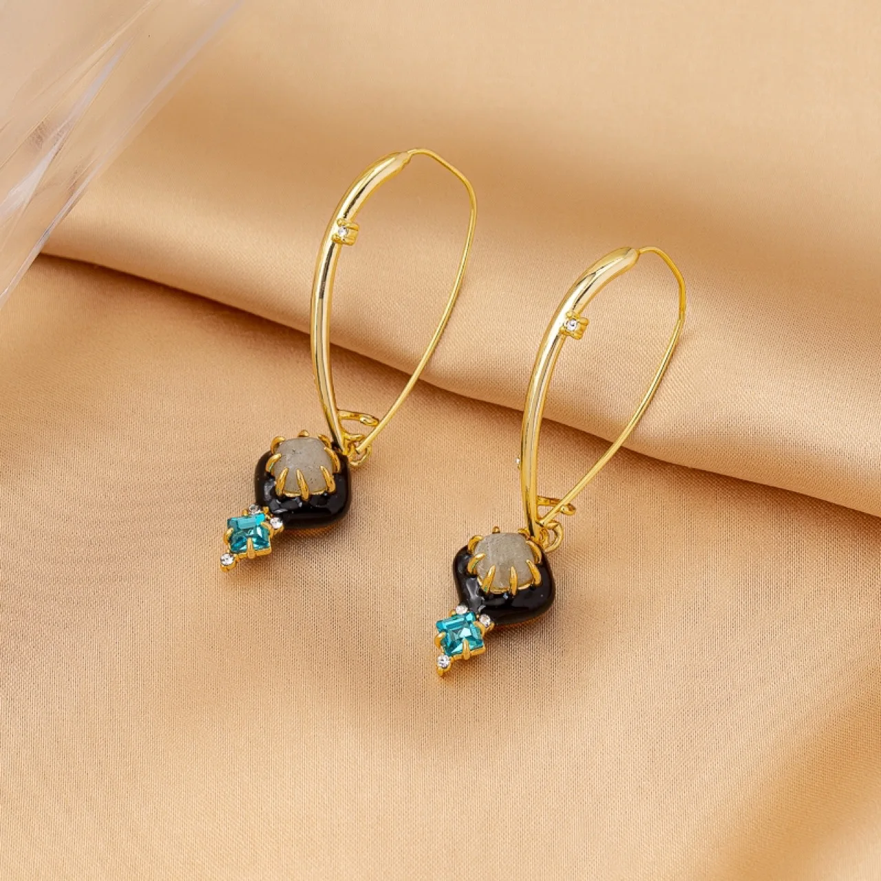 Original Design Copper Gold Plated Irregular Franc Earrings