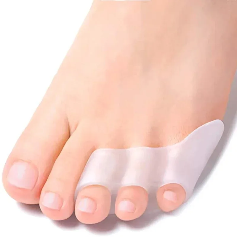 2Pcs Transparent Silicone Three Hole Toe Covers Anti Friction Anti Blister Day Night Use