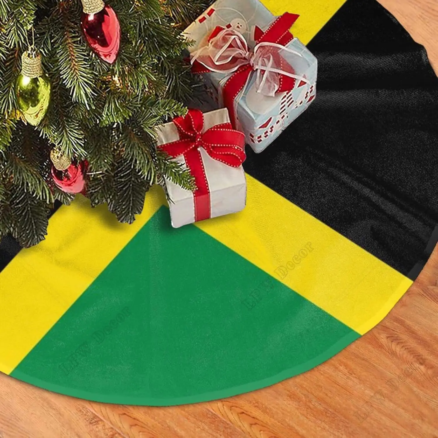 Retro Jamaican Kingdom Flag Christmas Tree Skirt Ornament Plush Christmas Tree Skirt Party Holiday