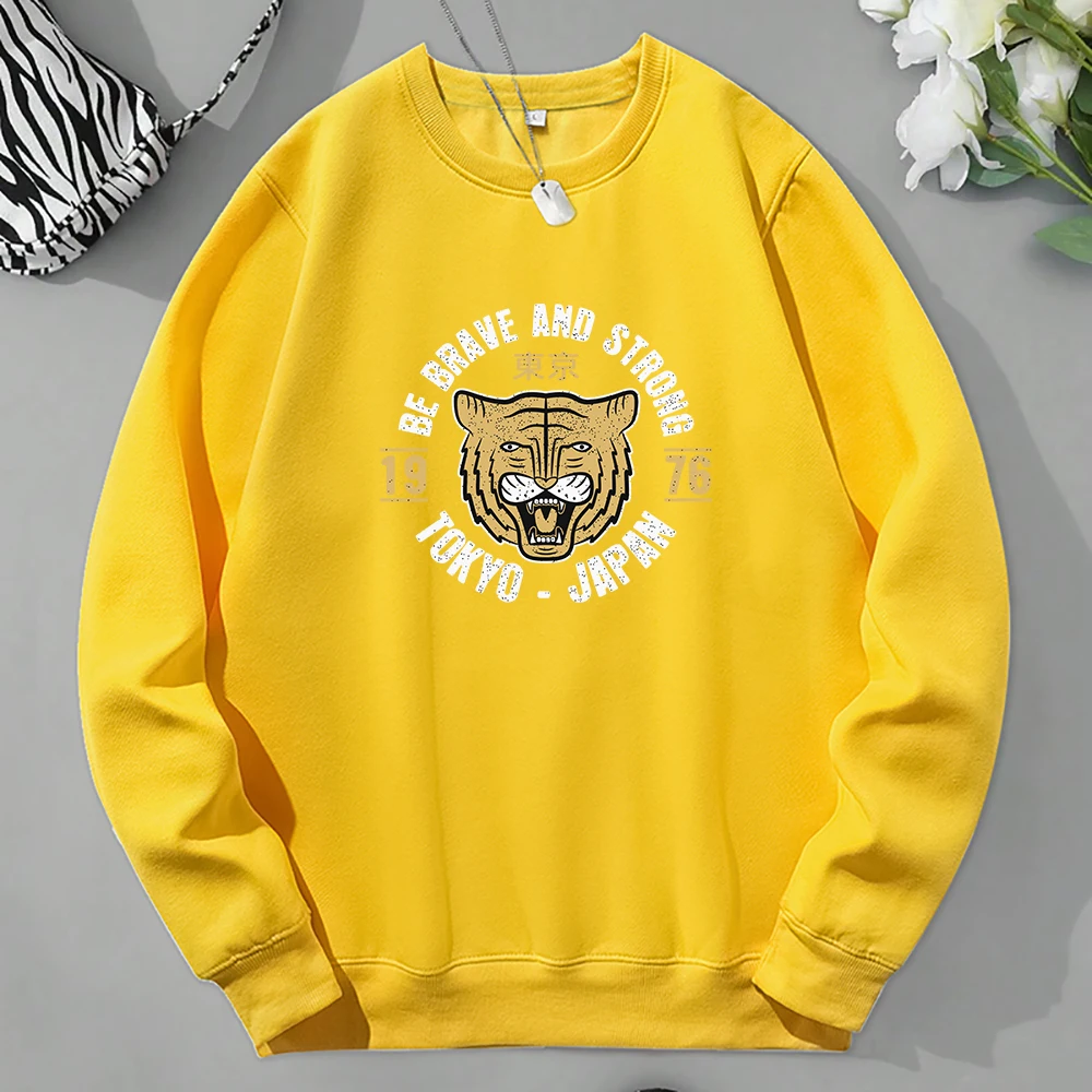 Men's Sweatshirt Tokyo Lion 1976 Printed Loose Round Neck Fall And Winter Tops Man Long Sleeve Fashion Casual Sweatshirts