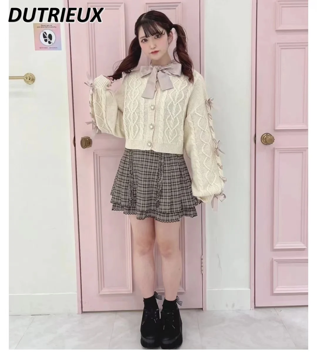 2023 Autumn and Winter Lace-up Woven Bow Accessories Sweater Coat Cute Sweet Heart Buckle Ribbon Short Knitted Cardigan