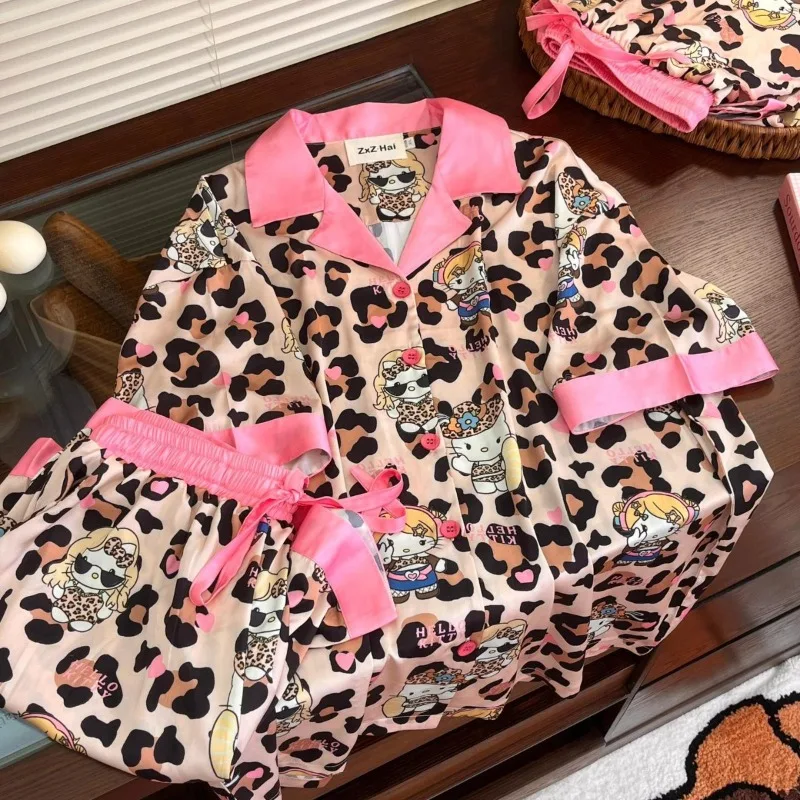 Sanrio Spring/Summer New Cute Black Leather Leopard Pattern Hello Kitty Ice Silk Pajamas Can Be Worn As Outerwear