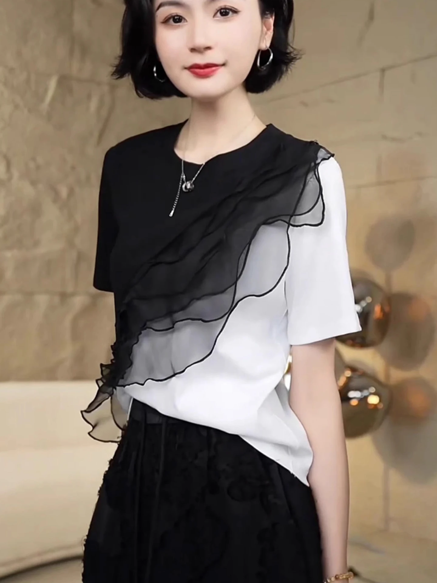 เสื้อยืดแฟชั่นผู้หญิงทรงหลวมสไตล์เกาหลีสำหรับฤดูร้อน