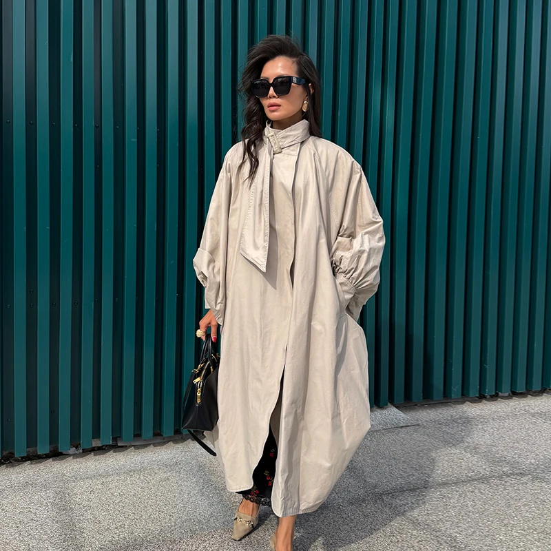 Damen-Windbreaker mit Kordelzug, tailliertem Schnitt, elastischen Ärmelbündchen, kurzem Trenchcoat, Rüschensaum, kurzer Bomberjacke, Streetwear-Oberbekleidung – Detail 8