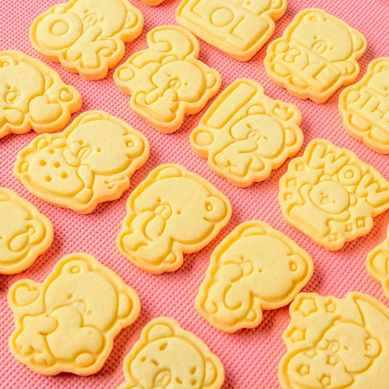 3D Valentine's Day Biscuit Mould Love Shaped Little Bear Pressing Embossed Stamp Cookie Cutter Fondant Cake Decorating Tools