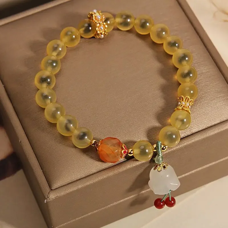 

Natural Yellow Sugar Heart Agate Bracelet for Women Special Interest Light Luxury Vintage Lily Pendant Bracelet Gift for Bestie