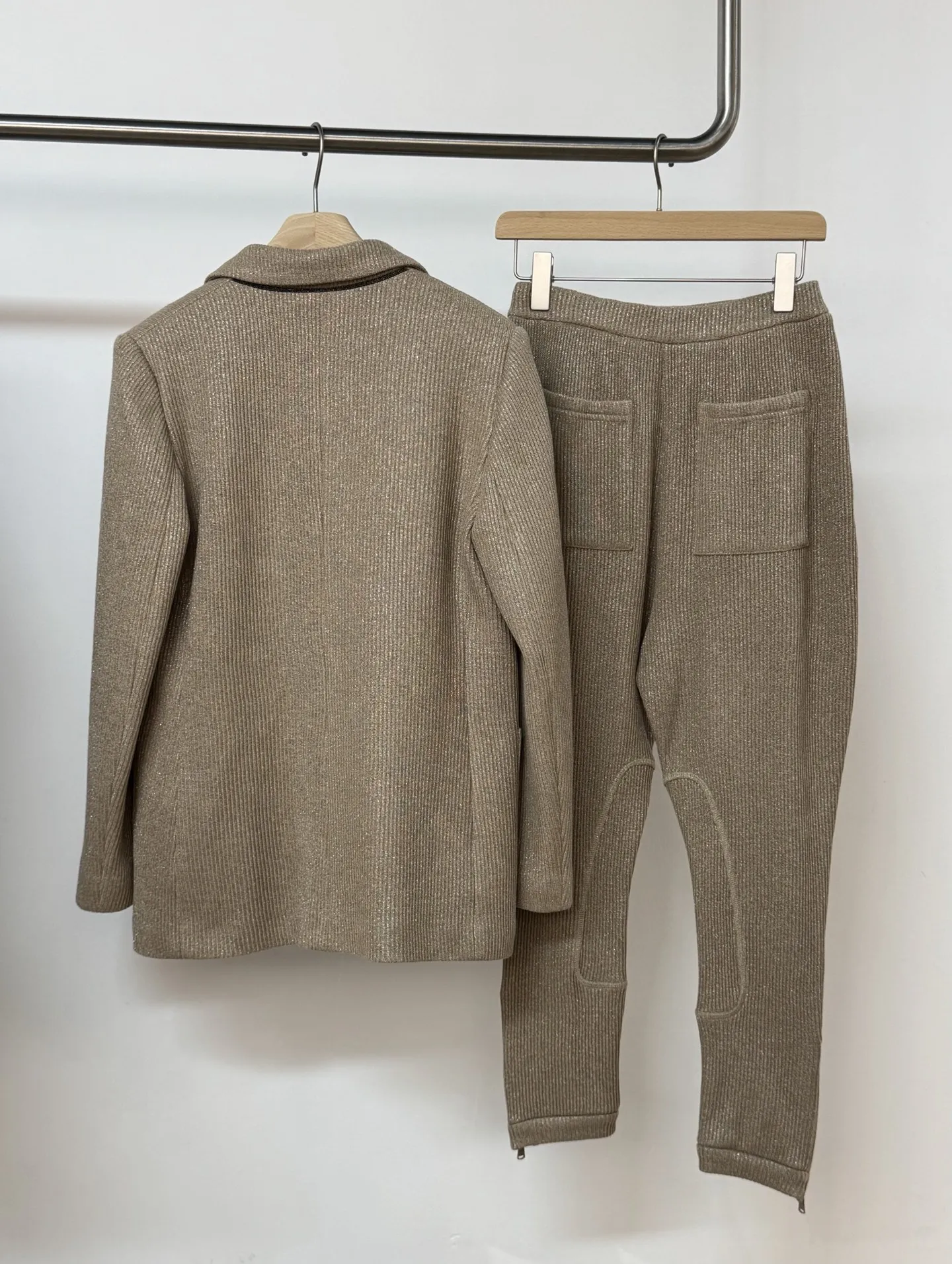 سترة نسائية جديدة عالية الجودة من القطن المحبوك ذات طية صدر السترة المتلألئة المؤخرات عصرية ومتعددة الاستخدامات #5