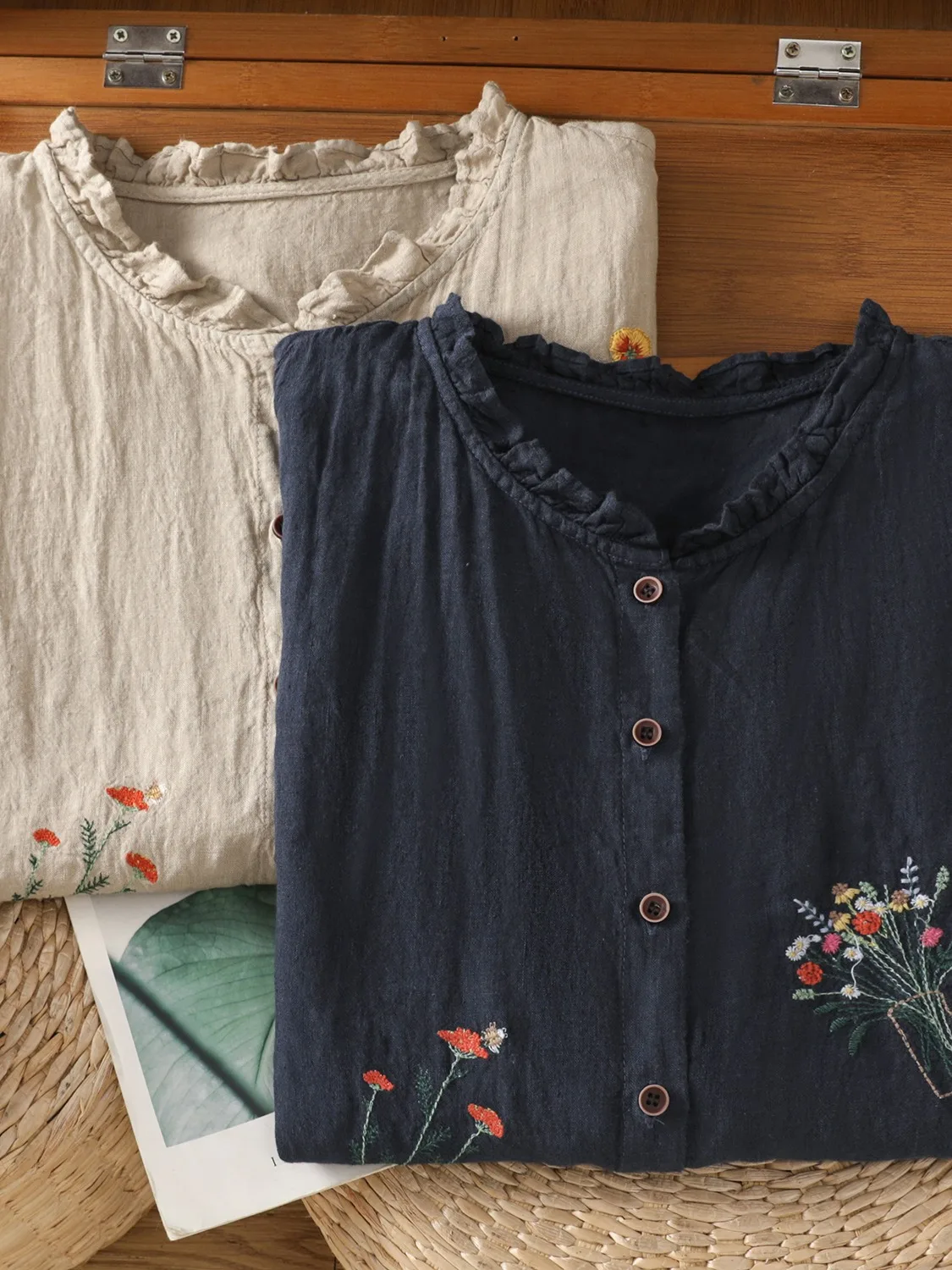 Ladies' Summer Faionable Loose Fit Linen irt with Embroidered Collar Slimming Thin Sle Svel Small Top