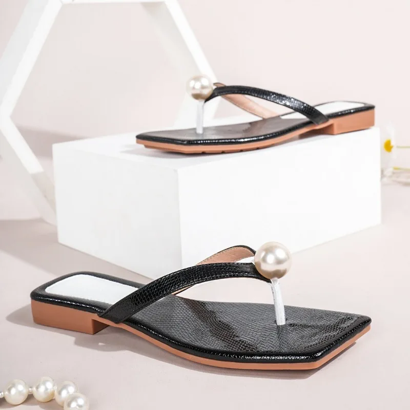 

Summer Flat-bottomed Flip-flops Women's Slippers Fashion Designer Pearl Decorative Women's Sandals Comfortab Beach Women's Shoes