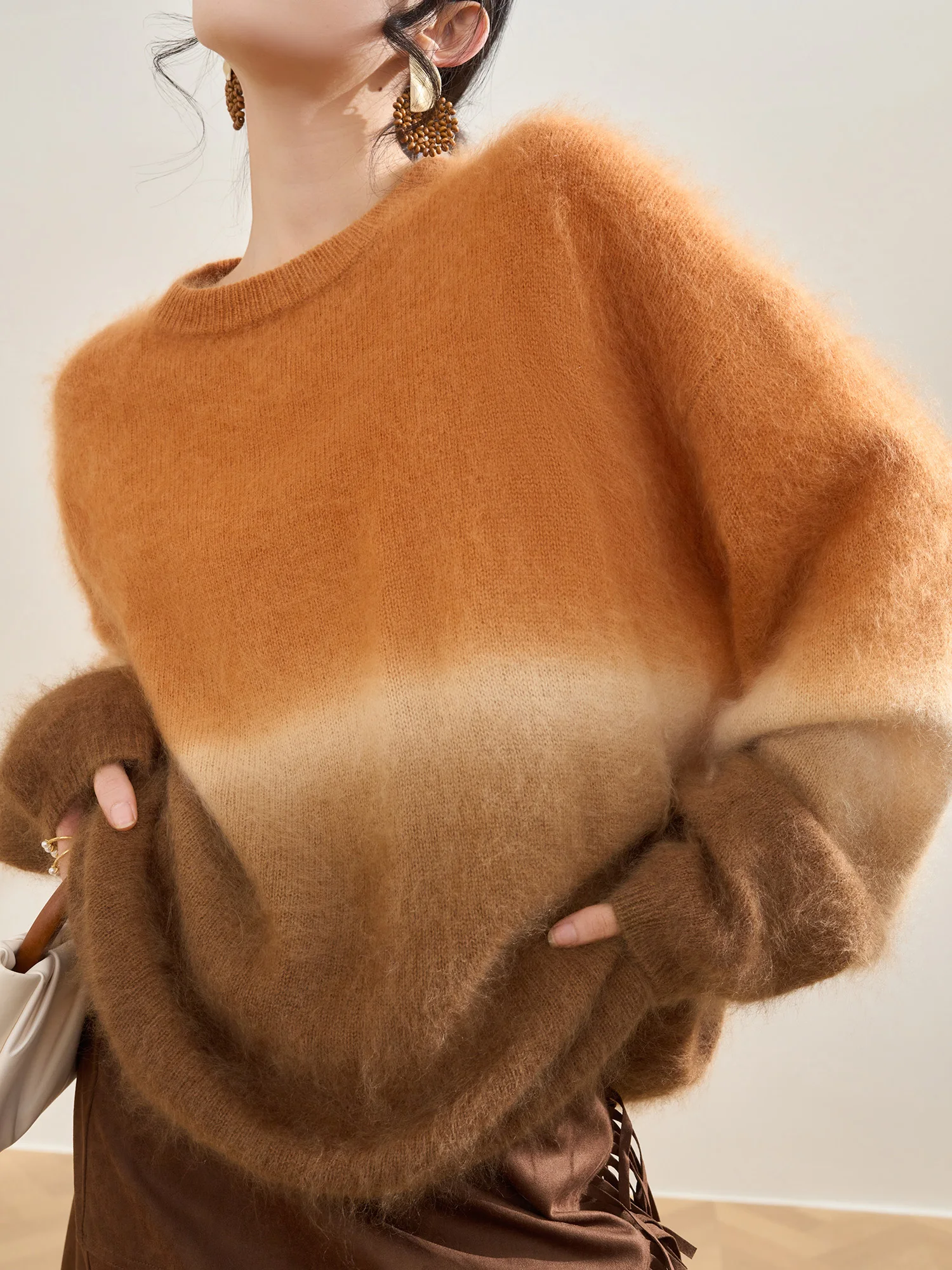 

Flowing Era adient Color Knitted Sweater Women's round Ne Mohair Casual Wear Outerwear Inner Match Soft Polyester Blend