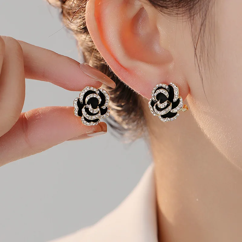 novos-brincos-de-flor-rosa-para-mulheres-brincos-exclusivos-com-um-estilo-floral-sofisticado-que-combina-bem-com-qualquer-roupa