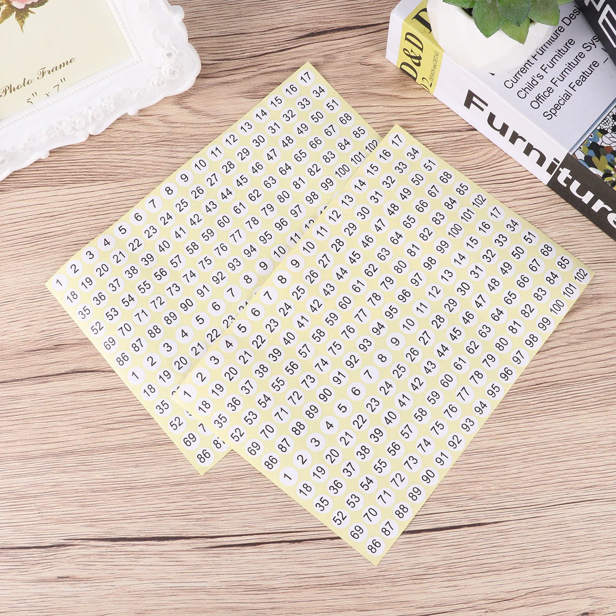3060Pcs Clothes Size Labels 1-102 Numbered Round Stickers Self-Stick for Organizing Boxes Files Computers DIY Card Crafting
