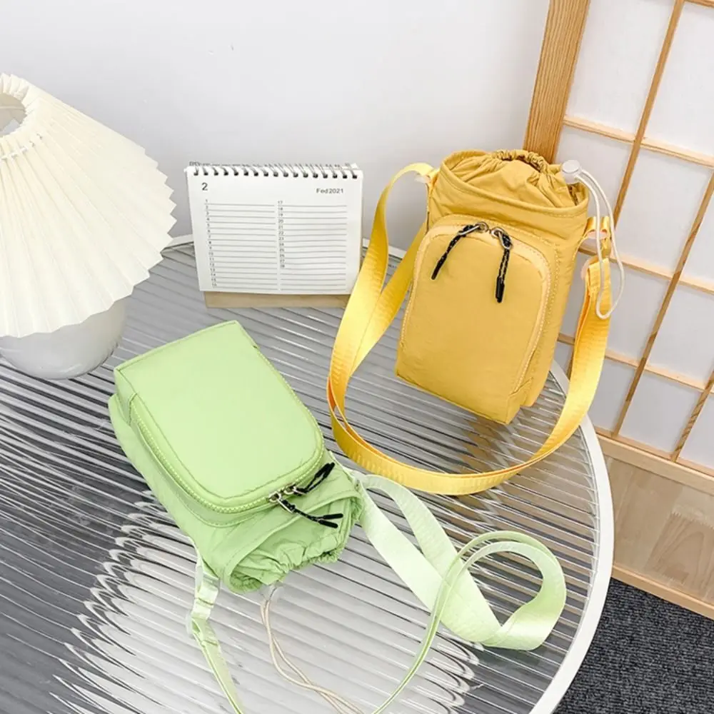 Shoulder Strap Water Bottle Carrier Bag Waterproof Front Pocket Water Bottle Holder Adjustable Handle