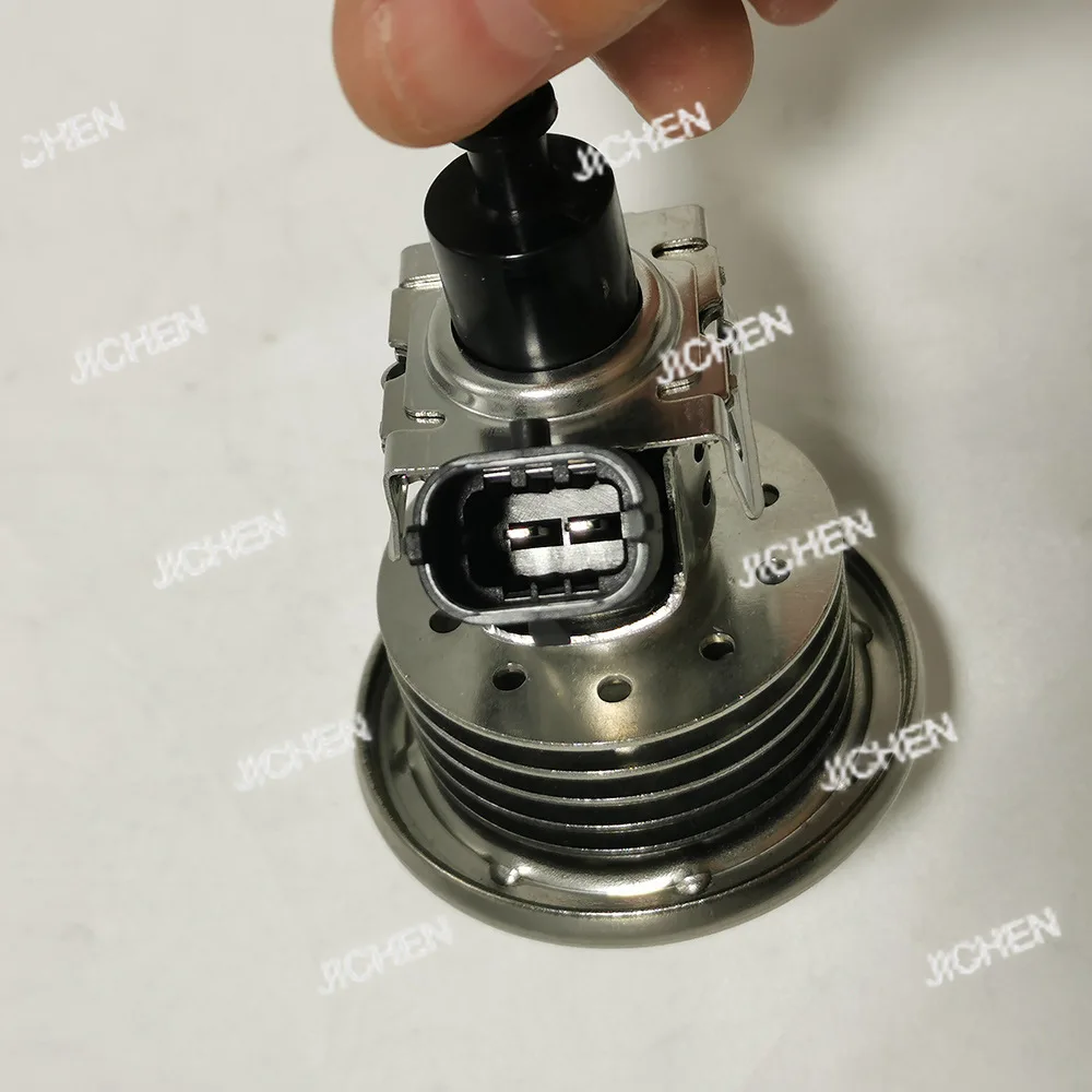 

A0004901013 A0004900713 A4704905900 Suitable for Merc edes-Benz Urea Pump Nozzle Assembly