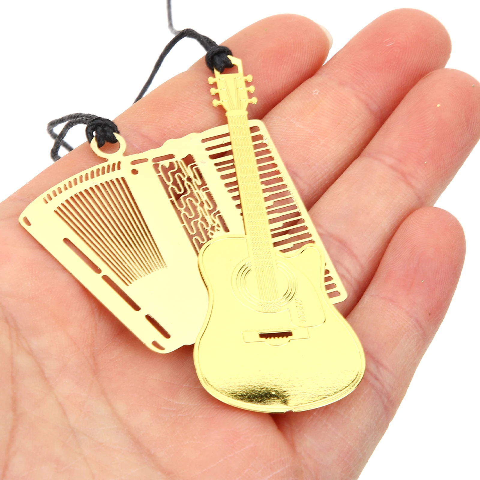 6 Buah Penanda Logam untuk Siswa Bentuk Instrumen Premium Praktis Kreatif Hadiah Unik Penanda Halaman Perlengkapan Siswa