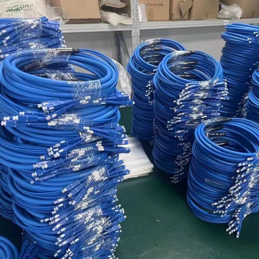 fiber patchcord armored 8.0mm 4 cores 250m300m350m400m500m 4C LC SC FC ST APC SM ratproof jumper optical fiber extender outdoor