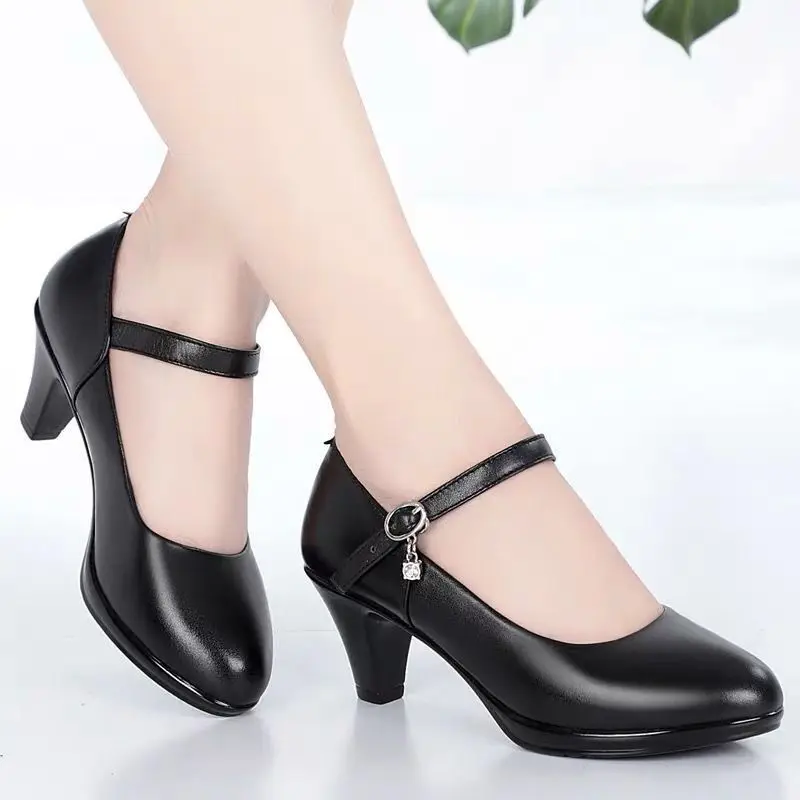 

Black Work Shoes Women's Comfortable mid Heel Professional Soft Bottom Anti-Slip Leather Shoes Thick Heel round Toe Single ...