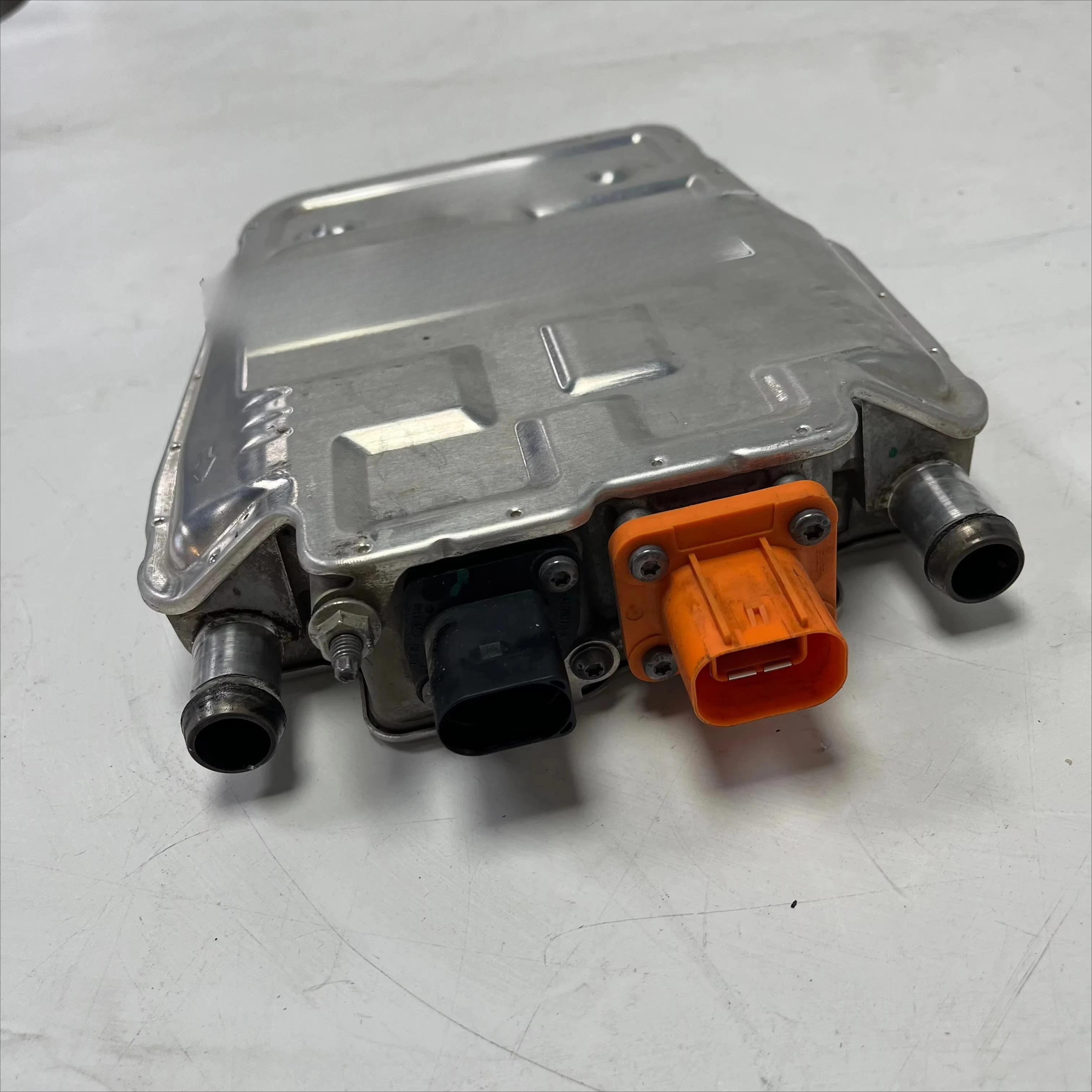122R000482 Heater, Model 122R-000482, Suitable for Geely Emgrand EV253, EV300, EV350, EV450, EV500, GSE, Geometry a