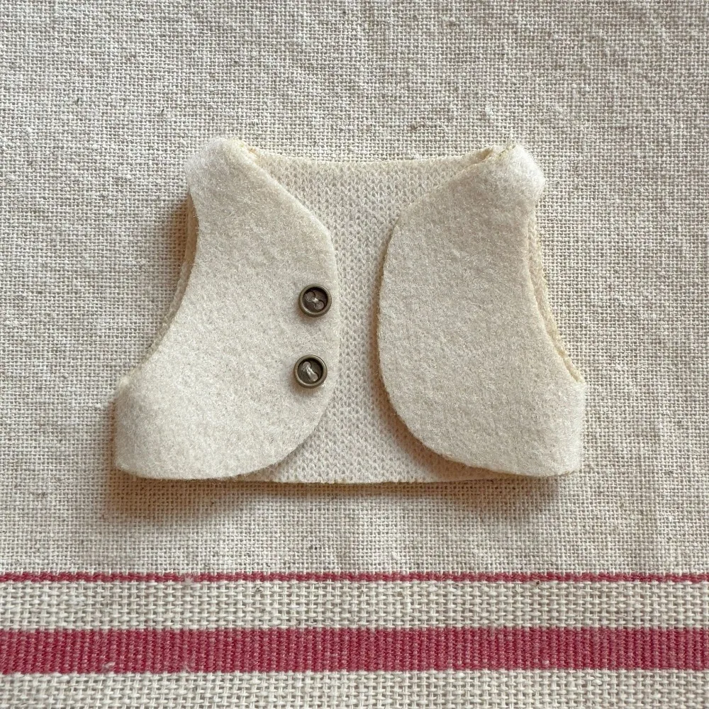 Novo tanque superior roupas de boneca sem mangas camiseta algodão boneca de pelúcia traje 15cm roupa de boneca para 10 15 15cm presente de boneca