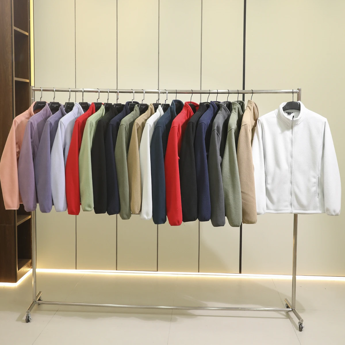 

High Quali Fce Jaet Stand Collar Warm Winter New Sle for Men And Women 9 Colors Available Faionable Urban Sle