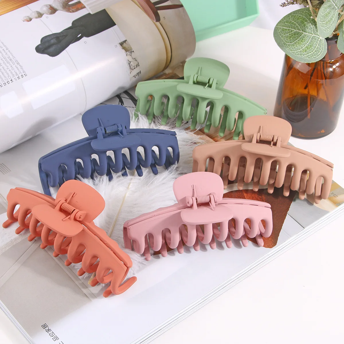 11cm Large Hair Claw Clips for Women Thin Thick Curly Hair Big Matte Banana Clips 90's Strong Hold Jaw Clip Neutral Colors