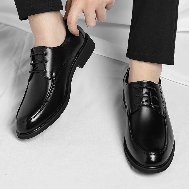 

Men's casual leather shoes Classic gentleman style Work or office Business Dress Party High quality shoes 37-46 New Plus Size