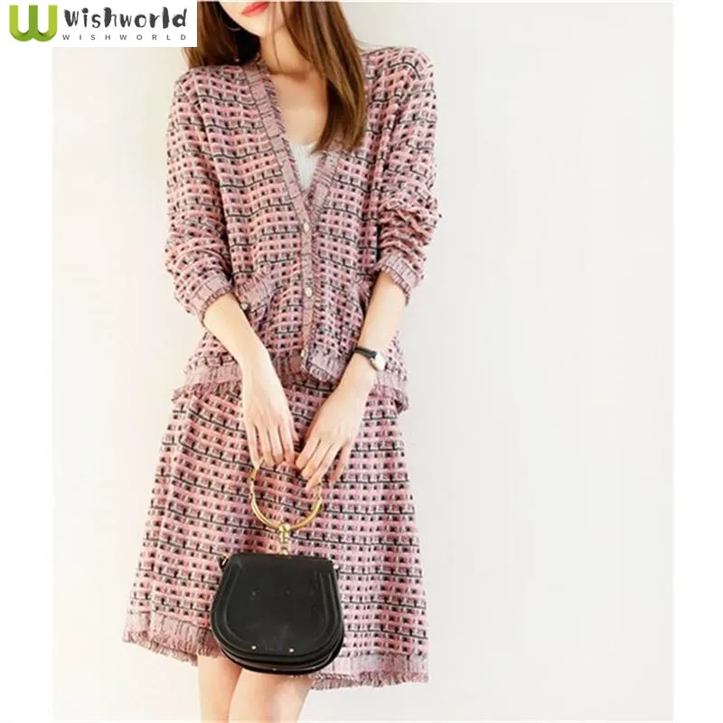 Fashion and Casual Women's Set 2025 Autumn and Winter Korean Version New Knitted Cardigan Top and Skirt Two-piece Set