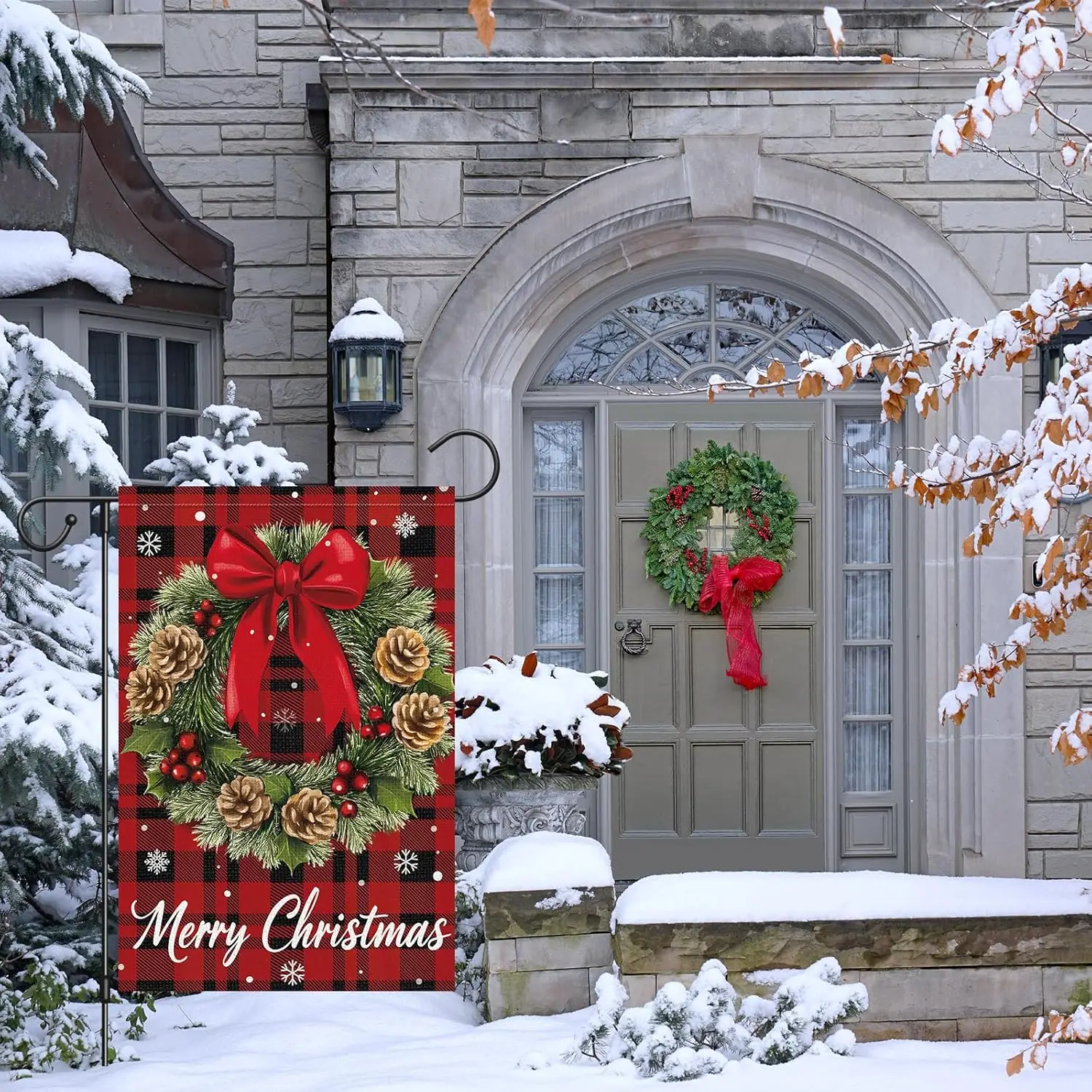 Merry Christmas Wreath Garden Flag 12 x 18 Inch Double Sided Burlap, Buffalo Plaid Winter Holiday Yard Outdoor Decorative Fl jjp