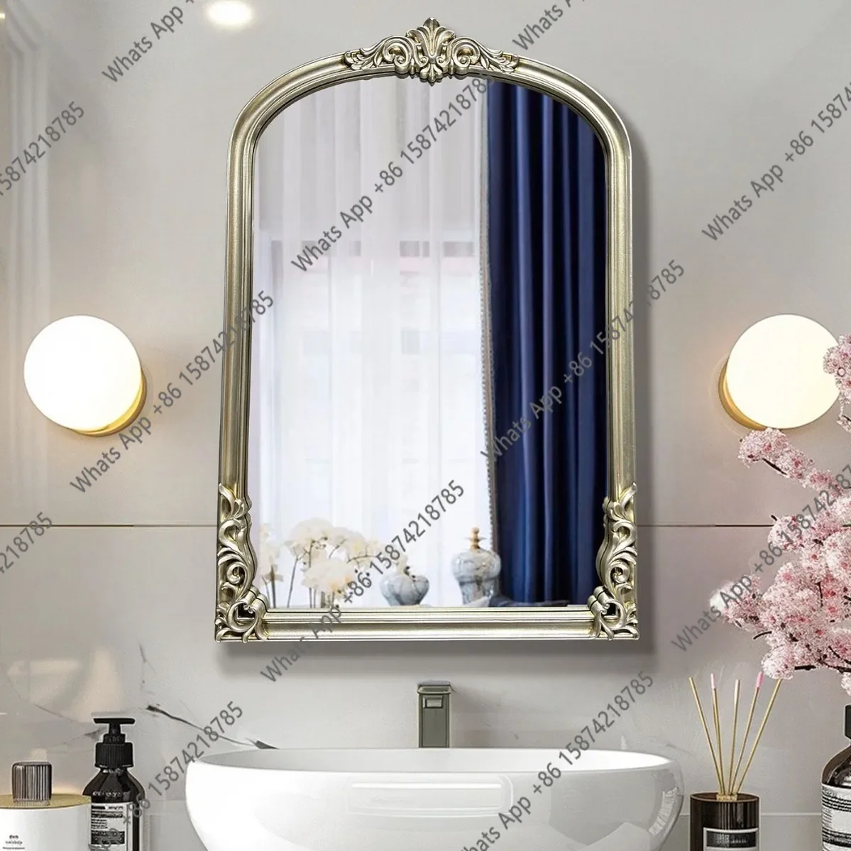 PC French bathroom mirror European retro hollow carved bathroom art photo frame decorative mirror household bathroom mirror
