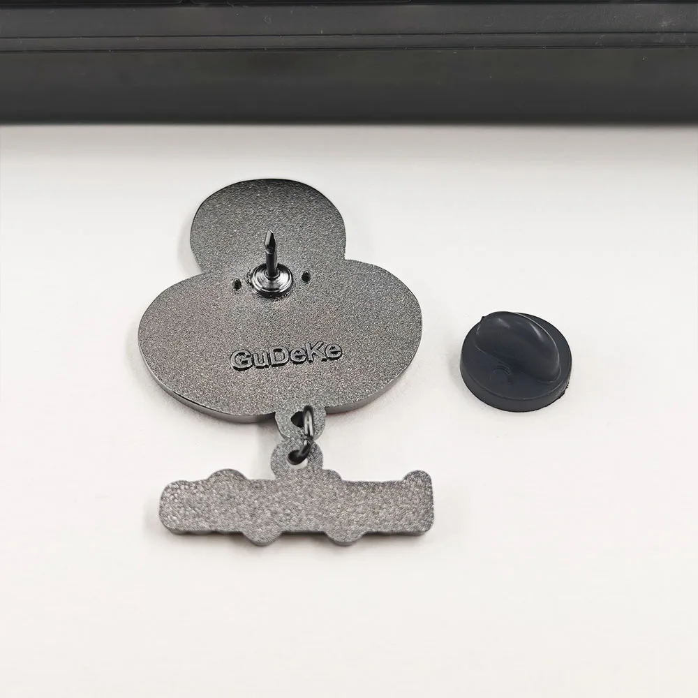 Lustige Lachgas-Emaille-Anstecknadel: Er Heliumballon – Hängende Brosche, Chemie-Witz-Abzeichen, Wissenschafts-Nerd-Reversnadel, Lehrer- und Schülergeschenk – Detail 3