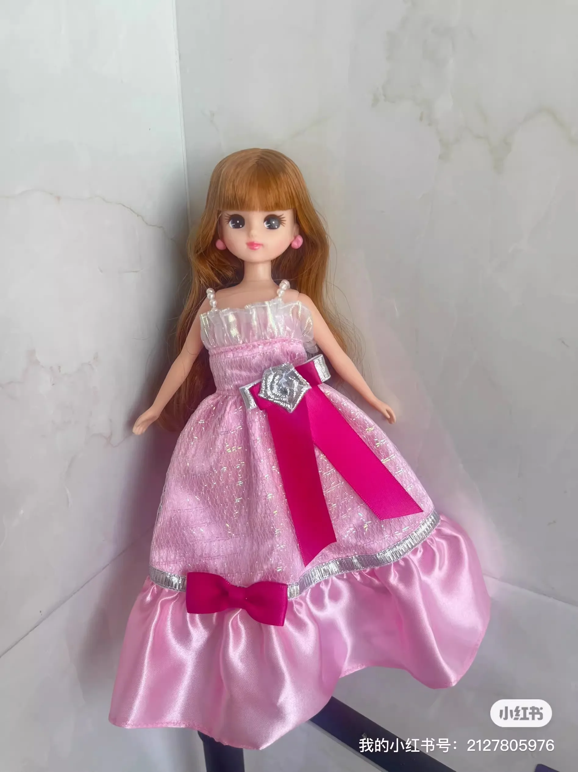 licca doll  original girl gift dress clothing family toys with the original yinghuochong