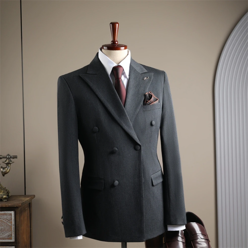 Modern Peak Lapel Men's Suit Casual Jacket For Date Party Fast Shipping Four Seasons Groom Wear Classic Wool Fabric Tuxedo