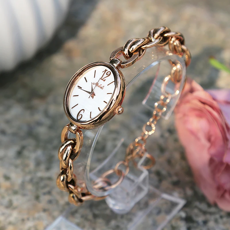Elegant women's wristwatch, new 2026 model, oval mother-of-pearl design, sophisticated retro minimalist bracelet watch.