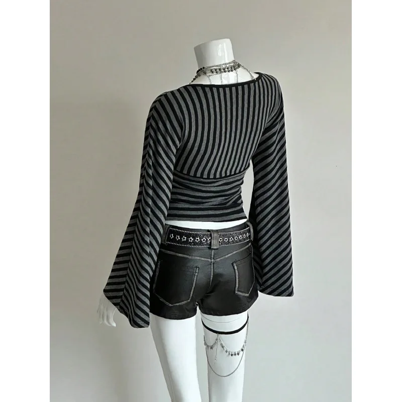 Dark style V-neck cross pleated top with micro flared sleeves, slim fit and slimming, spicy girl striped T-shirt top for women