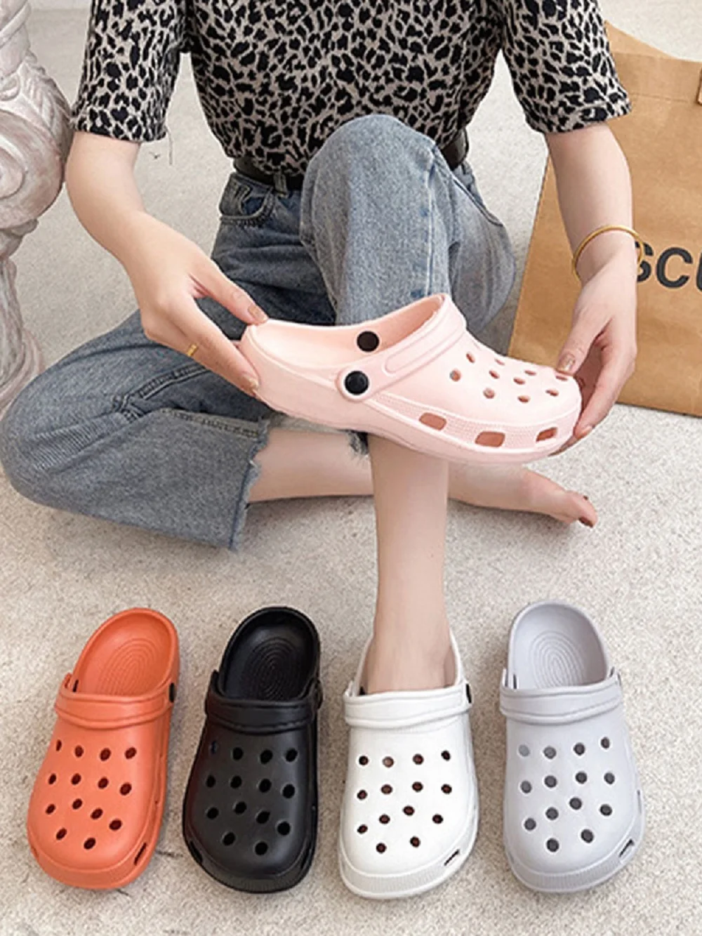 2024 New Summer Women Waterproof Slippers Summer Outdoor Women Slides Soft Sole Garden Shoes Indoor Classic Nursing Clogs Sandal