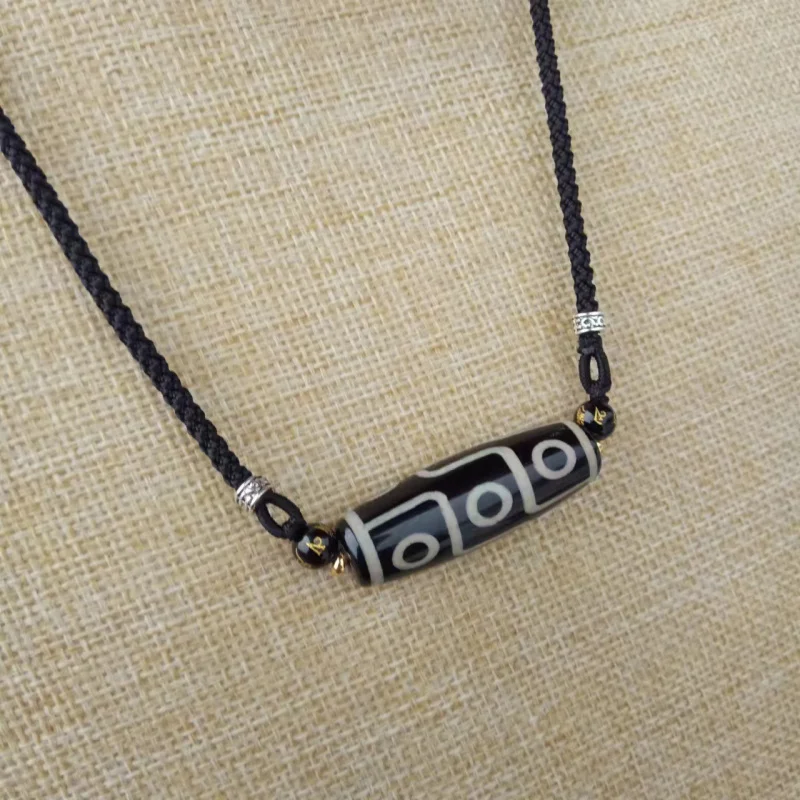 Nine-Eyed Dzi Penda…