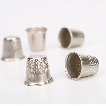 3 adet yüksük Metal dikiş Thimbles el-çalışma terzi Pin yastık parmak koruyucu aracı iğne zanaat ev dikmek aksesuarları