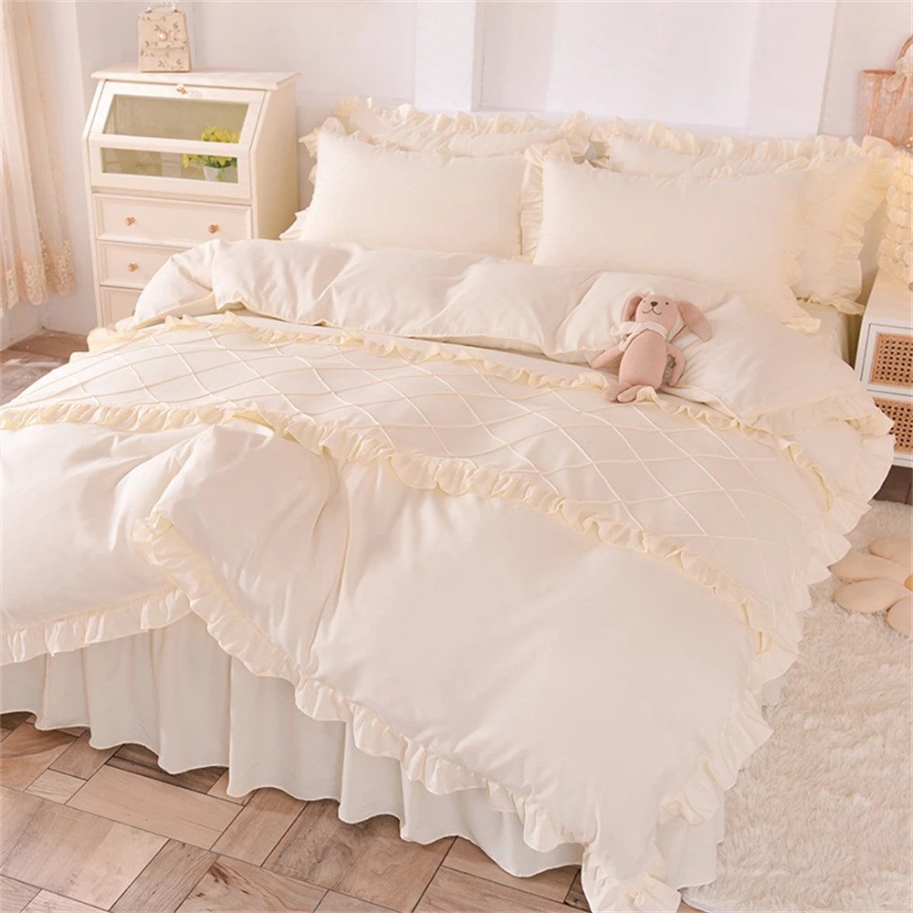 Korean Princess Bedding Set With Lace Soft Duvet Cover Set Bed Skirt Pillowcases Wedding Couple Bedclothes Quilt Cover for Girls