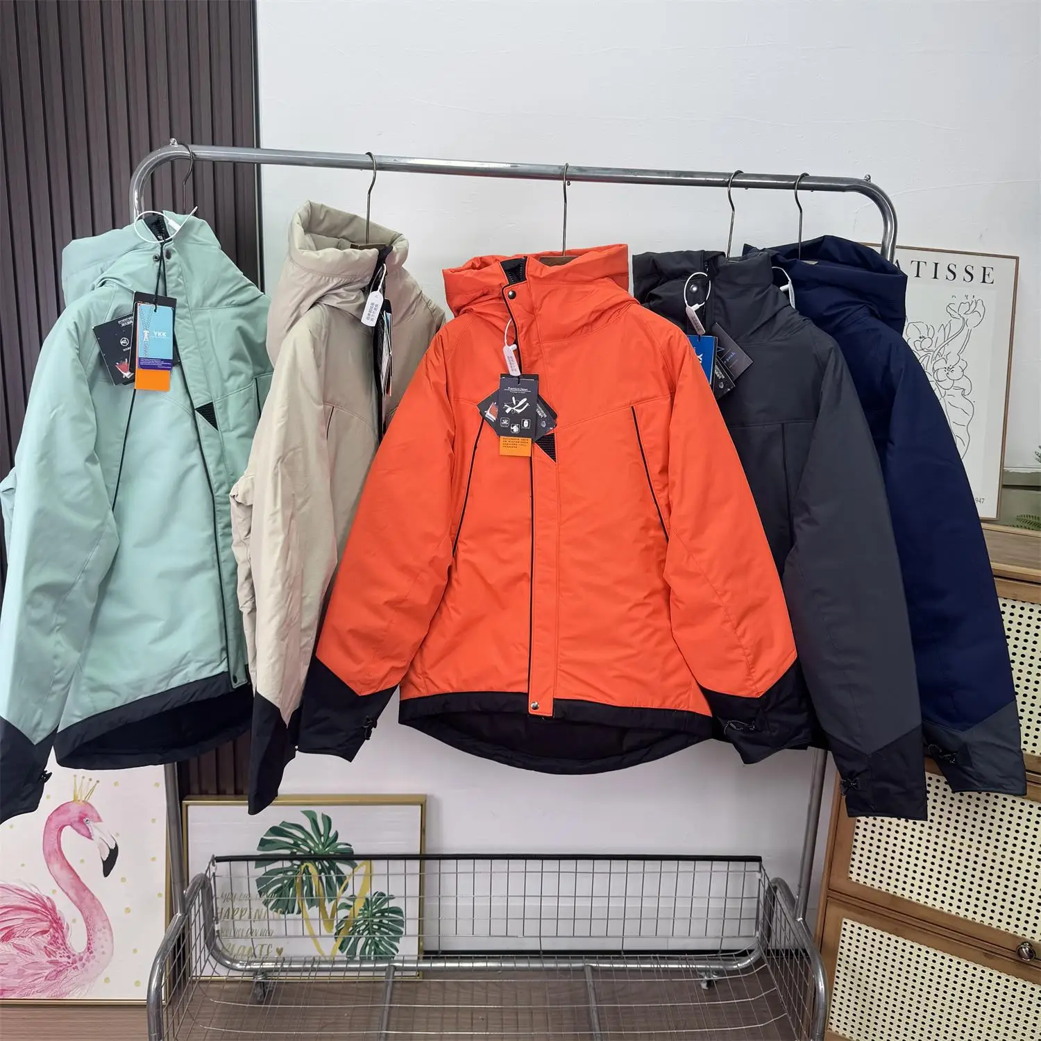 

Thickened Goose down Jacket Outdoor Windproof Waterproof Warm Winter Coat Nylon Fabric Long Sleeve Zipper Closure Regular Fit