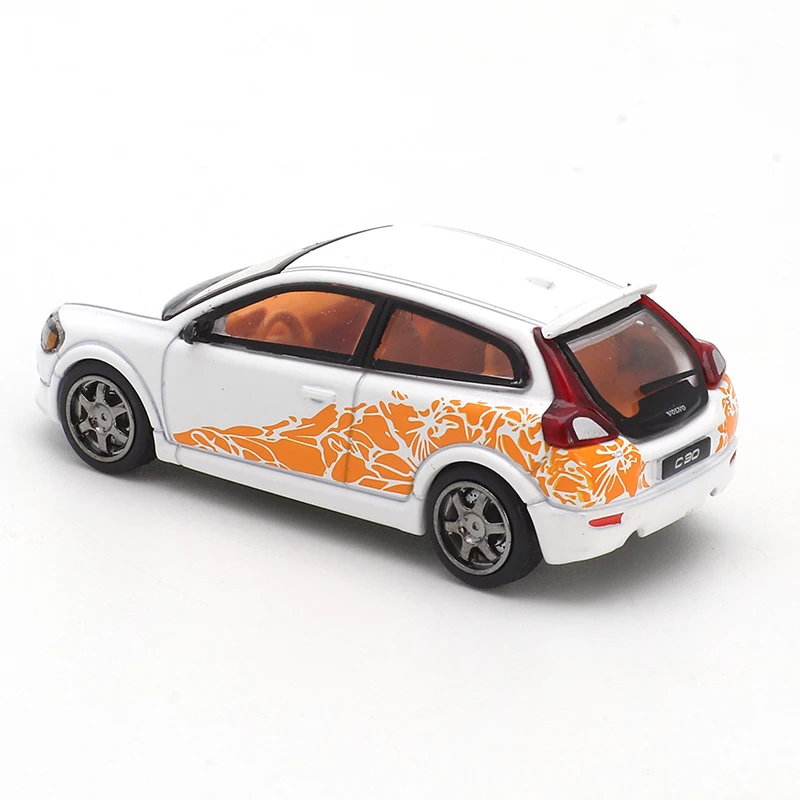 DCT 1:64 Volvo C30- White (Orange Flower) Alloy Car Model Simulation, Small-scale Car Model,  Decoration, Car Mounted