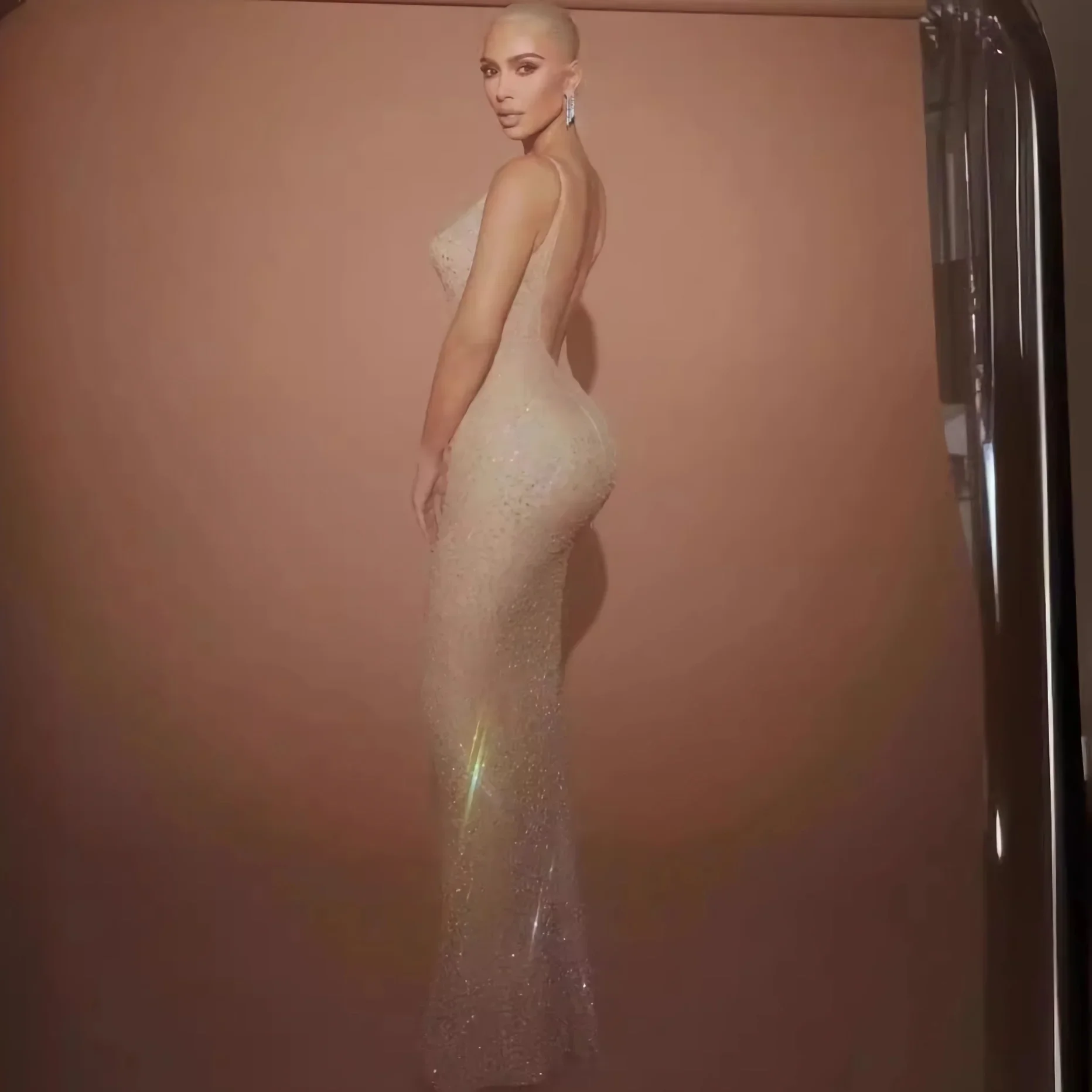 Sexy vestido longo estilo kardashian malha diamante sem mangas vestido no tapete vermelho destaque proporções do corpo vestido de baile personalizado