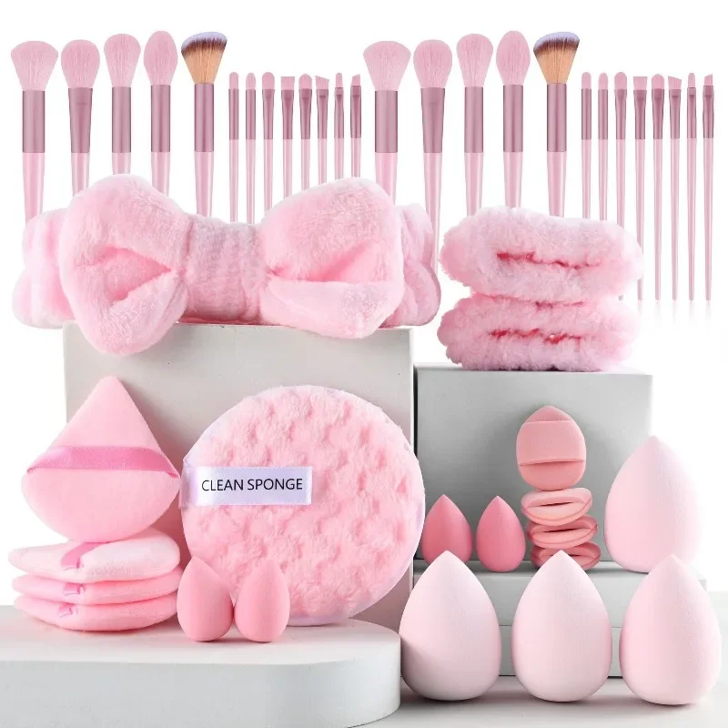 46pcs Beauty Set Makeup Brush Kit Large and Small Beauty Sponges for Face Eye Makeup Application and Removal of Makeup Tool Set