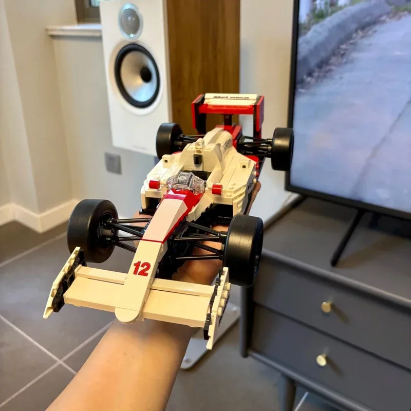 

MP4/4 гоночный автомобиль и Айртон Сенна 693 шт. механическая группа кирпичей в сборе модель игрушки для взрослых-декор для коллекции подарков