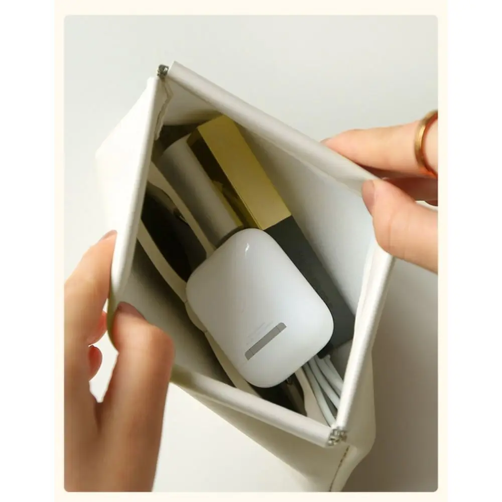 Fashion Simple Lipstick Makeup Bag Mini Portable Cosmetic Organizer Pouch Travel PU Key Small Bags for Women Girls