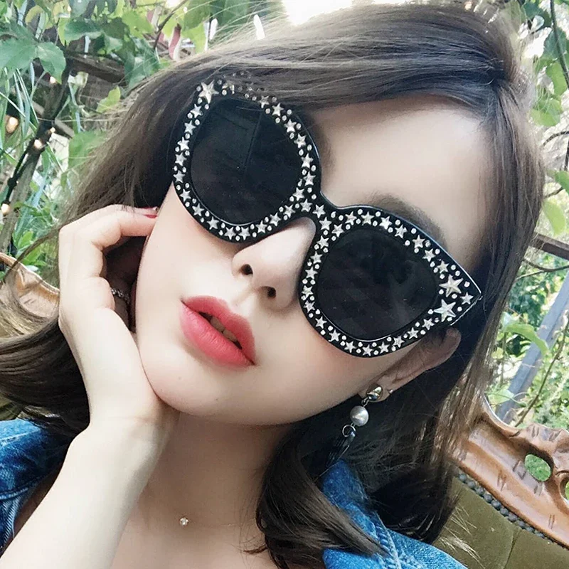 

Women Sunglasses Shinny Crystal Square Cat Eye Frame Sun Glasses Female Fashion Gradient Lens Eyewear 2024