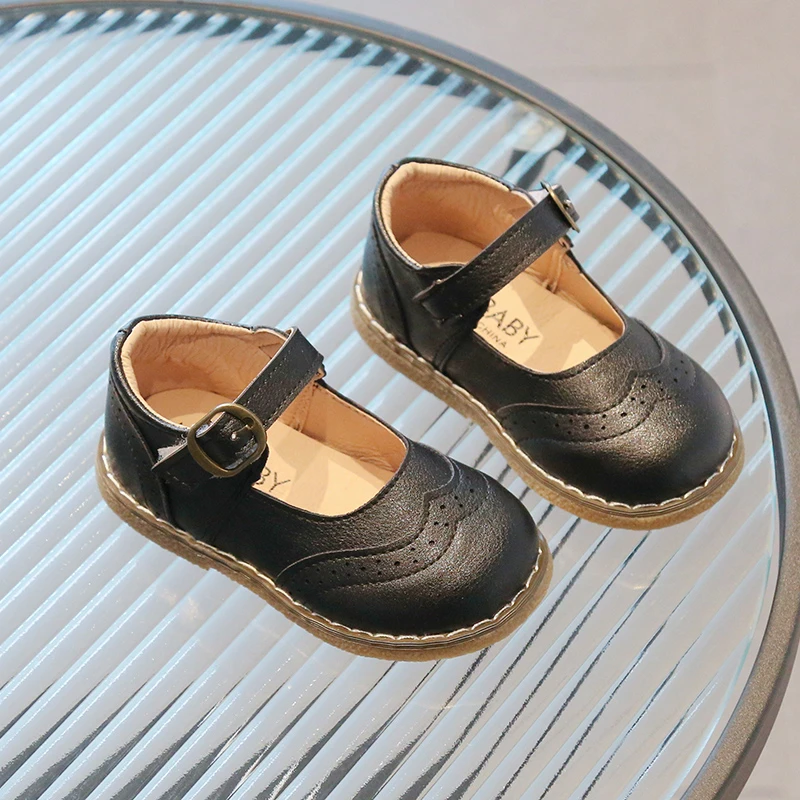 New Girls' Leather Shoe Leisure Spring and Autumn Sandals Performance Shoes Children's Leather Shoes